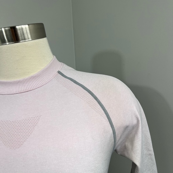 Gymshark Grey Ombre Crop Long Sleeve - Picture 3 of 16